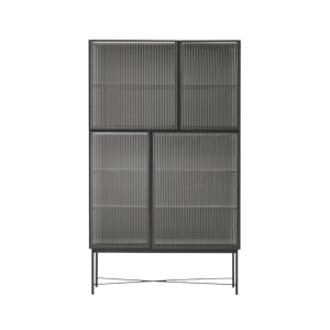 <p>マタニティ ニーナ</p>