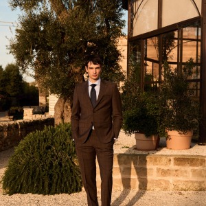 <p>Completo Maschile Classico Rivisitato<br />
&nbsp;</p>