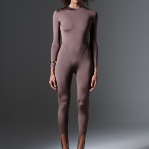<p>Cat-suit con staffe&nbsp;<span style="font-size:13px">SARABI</span></p>

<p>&nbsp;</p>