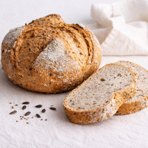 <p>Mix completo per pane bianco con semi misti e pasta acida di frumento C'era Una Volta</p>