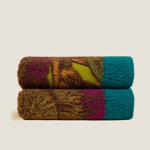 <p>Peacock - Plaid in Lana Cotta</p>