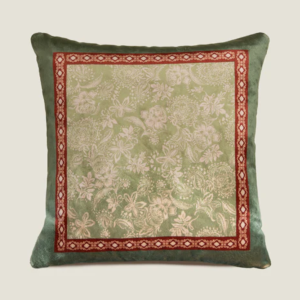 <p>Agra Verde - Cuscino in Velluto Stampato</p>