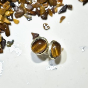 Earring Light with Tiger Eye