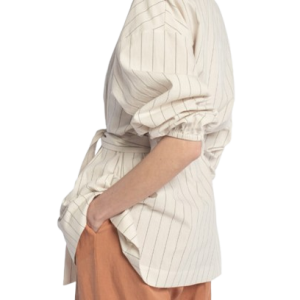 Camisa con cinturón de cintura